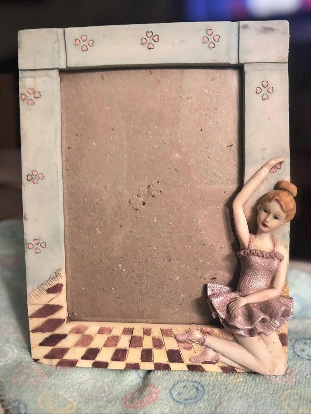 Vintage Ballerina Novelty Resin
Photo Picture Frame
Portrait Free Standing.